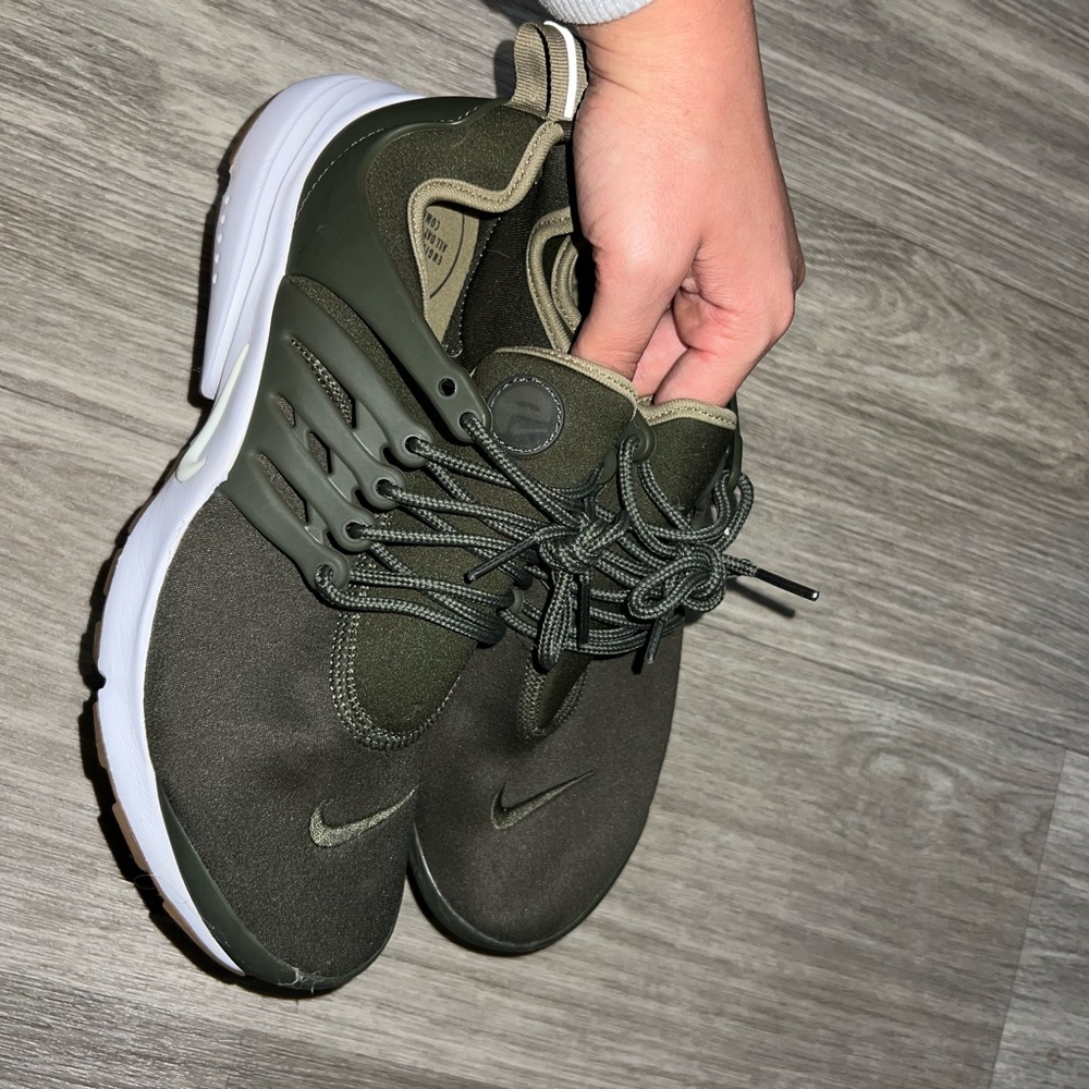 Nike Dark Green Athletic Shoes